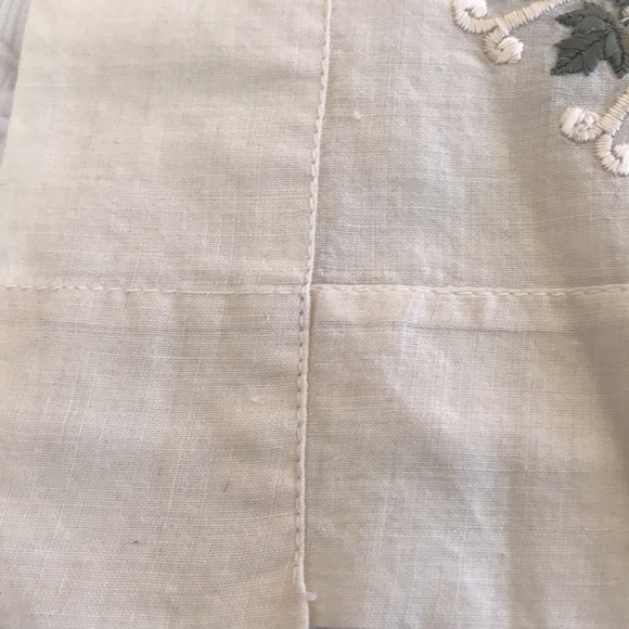 Beautiful antique handmade hand embroidered monogram hanky “M” Downton shabby - Picture 6 of 6